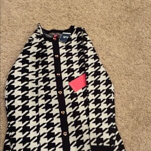 Chic Black and White little girls Sweater Dress.